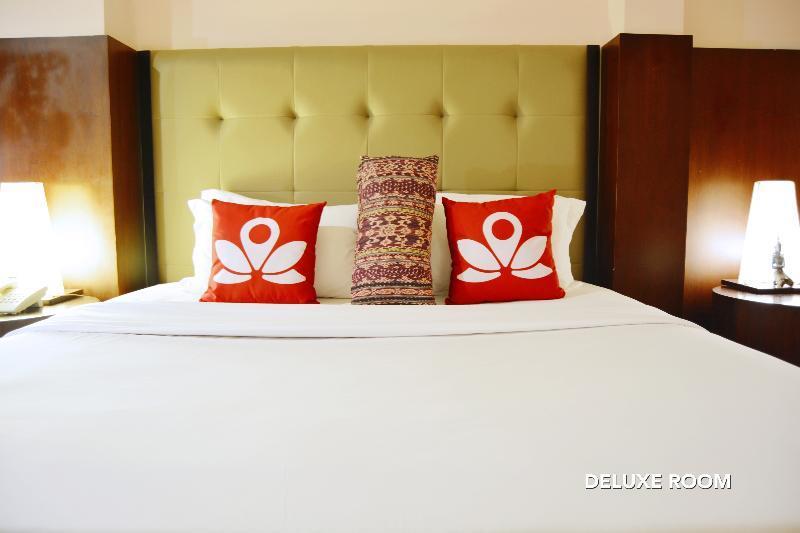 W Home Cikatomas Jakarta Luaran gambar