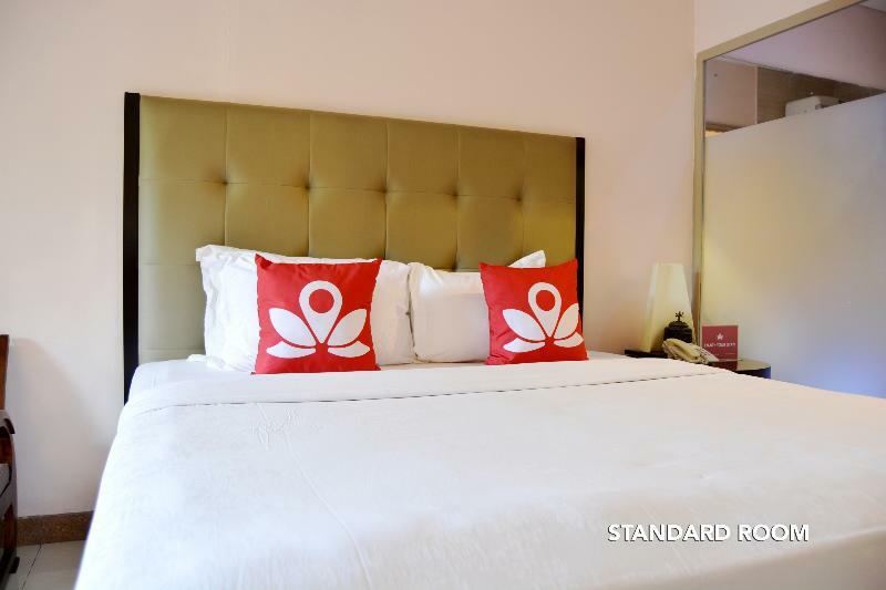 W Home Cikatomas Jakarta Luaran gambar